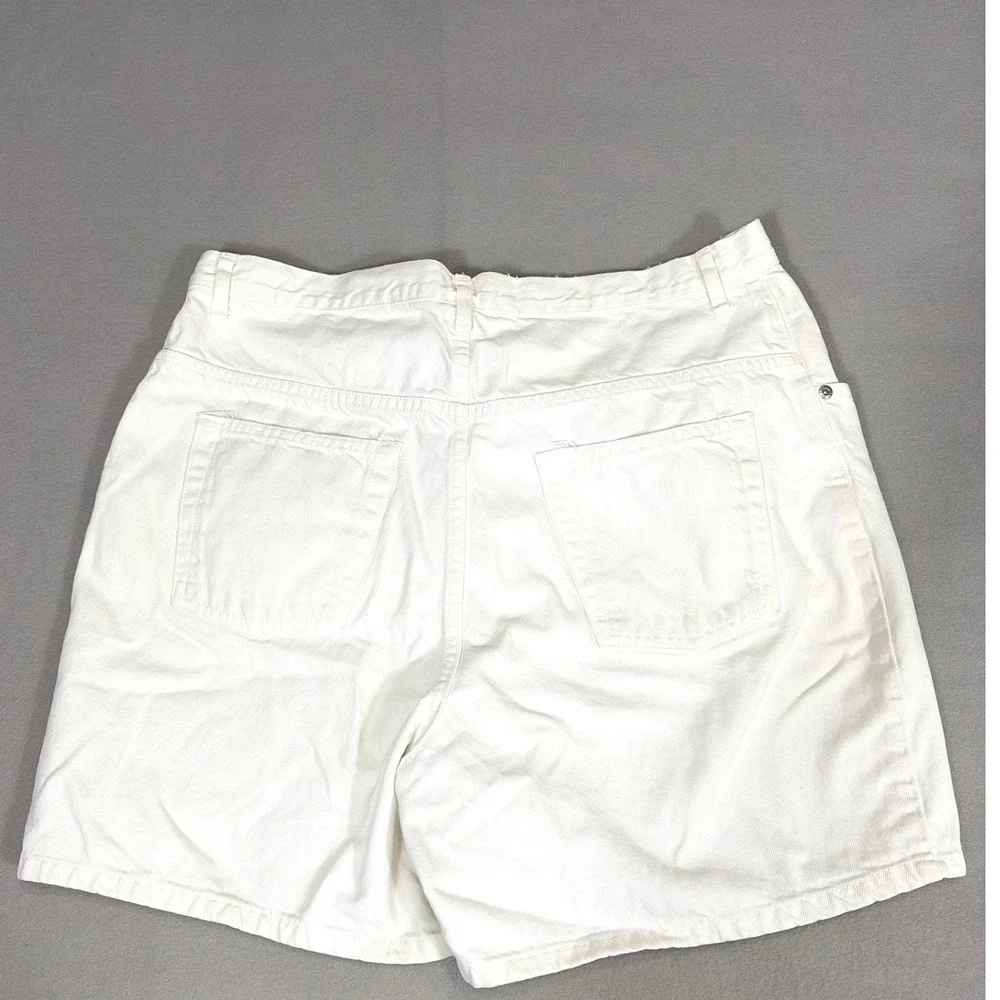 Crossroads Woman White Denim Shorts High Rise 100% Cotton Size 16W 0443